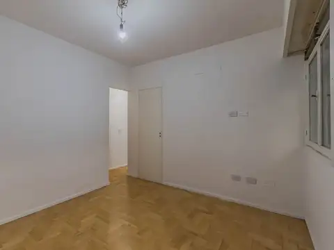 2 AMBIENTES. APTO CREDITO. RECICLADO A NUEVO. RECOLETA. RODRIGUEZ PEÑA Y AV LIBERTADOR.