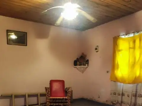 Casa 3 ambientes con Lote