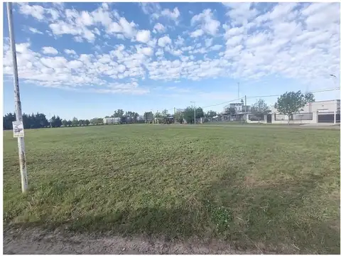 Terreno en Venta 15  mts Frente