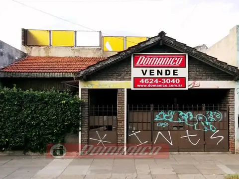 Casa - Venta - Argentina, CASTELAR - Av. ARIAS 2821