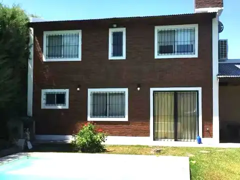 Hermosa Casa en venta en Barrio El Cazador