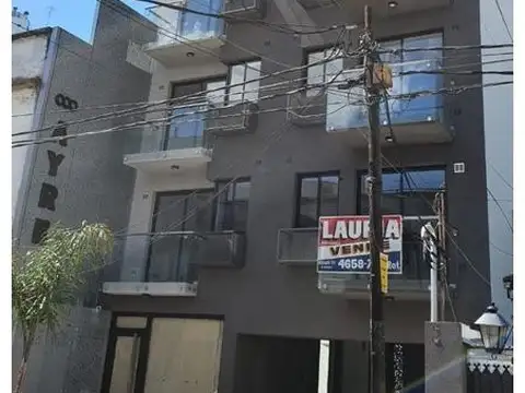 AV. GRAL. SAN MARTIN 100, Piso 1