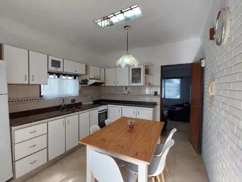 Depto Tipo Casa en Venta 50 años