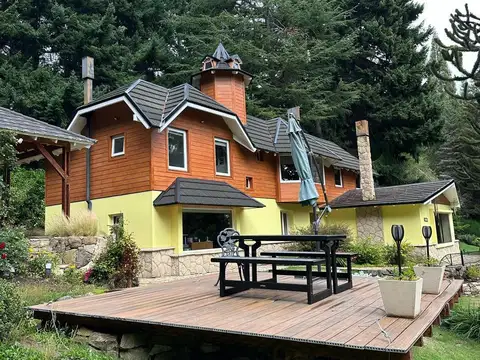 Se vende excelente propiedad en villa Llao Llao