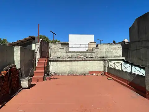 Depto Tipo Casa 4 ambientes con 1 baño