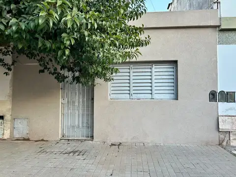 VENTA CASA 2 DORMITORIOS ALTA CORDOBA