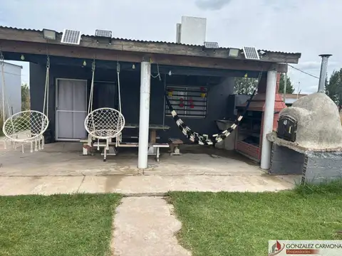 Casa 3 ambientes con 1 baño