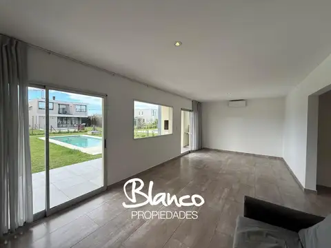 Casa en Alquiler en Puertos, USD 1.800