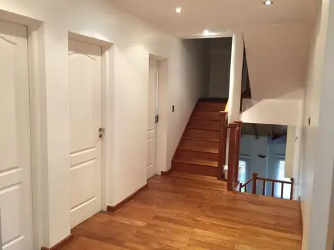 Casa en Alquiler al Noroeste