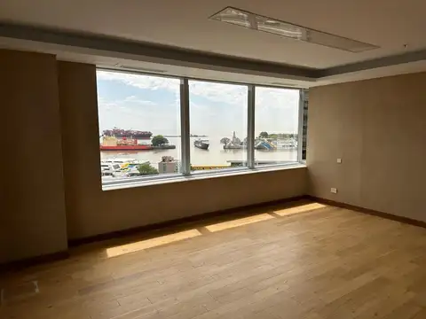 Oficina en Alquiler en Catalinas, USD 23.000