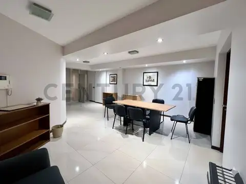 Oficina en Venta 12 años