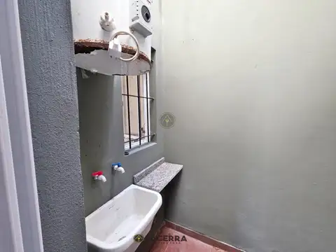 Depto Tipo Casa 2 ambientes con 1 baño