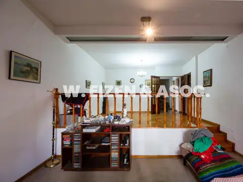 Depto Tipo Casa en Venta en Parque Chacabuco, USD 300.000