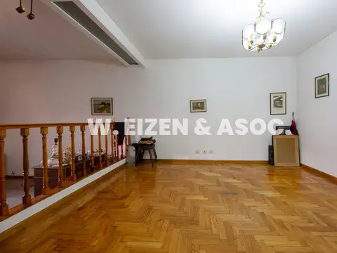 Depto Tipo Casa en Venta de 4 dormitorios