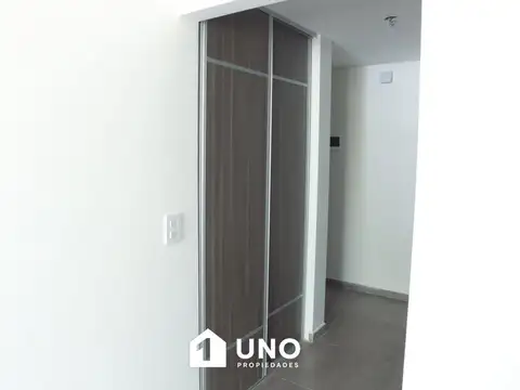 Brown y Pueyrredon - Ultimo Dpto Monoambiente Externo.