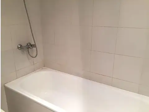 Excelente Amb 40 mts2 C/Piscina y Laundry