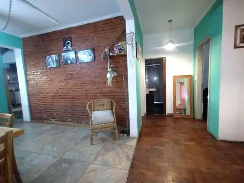 VENTA - CASA - 5 AMBIENTES - OPORTUNIDAD- RENTABILIDAD