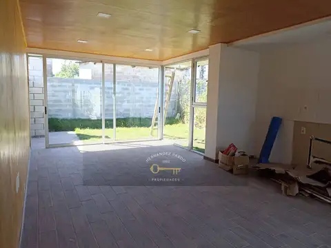 Depto Tipo Casa en Venta en Lagomar, USD 178.000