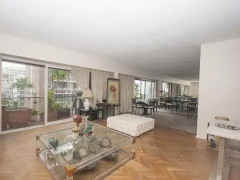 Luis Maria Campos  1300