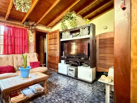 CASA 3 AMBIENTES VENTA POMPEYA APTA DESARROLLO