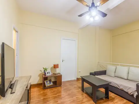 Depto Tipo Casa 5 ambientes con 2 baños