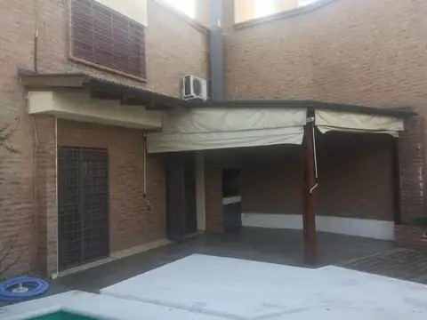 Venta Duplex 2 Dor Arguello (Piscina y Quincho)