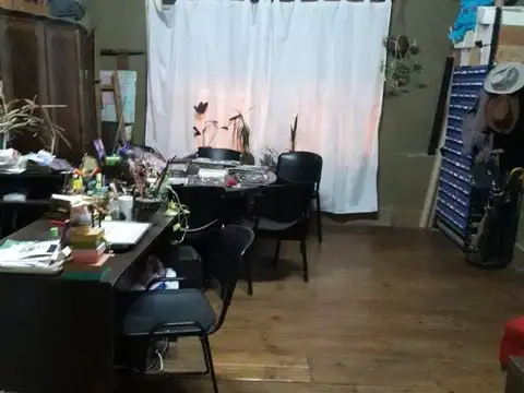 Venta PH al frente a reciclar San Fernando Centro