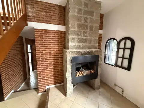 Casa en Venta con 1 cochera