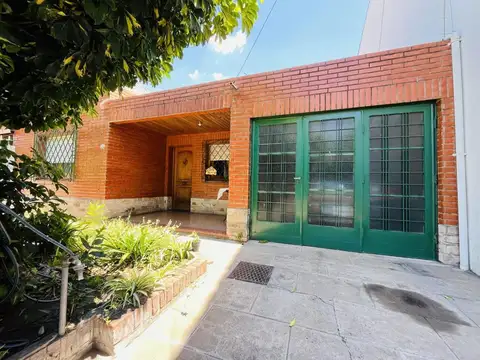 CASA LOTE PROPIO 3 AMB EN HURLINGHAM