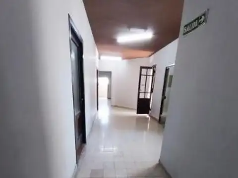 Oficina en Venta 80 años