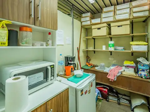 VENTA OFICINA EN MICROCENTRO