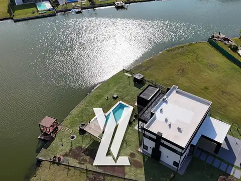 Casa en Venta en Pueblos Del Plata - Villalobos, USD 570.000