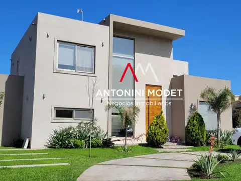 CASA EN VENTA EN SAN MATIAS - ESCOBAR