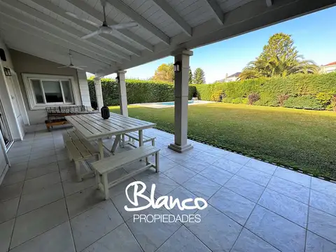 Pilar del Este - Los Jazmines -