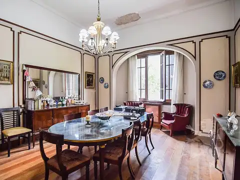 Casa en Venta en Coghlan, USD 990.000