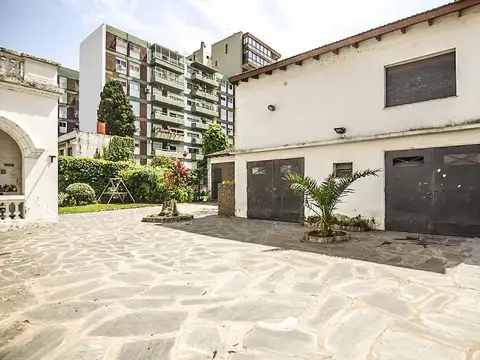 Casa 7 ambientes con 3 baños