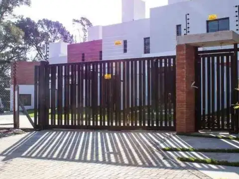 Ricardo Rojas  al 9700