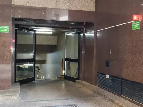 Cochera Fija Cubierta en 2° Subsuelo – Microcentro – Acceso por Rampa