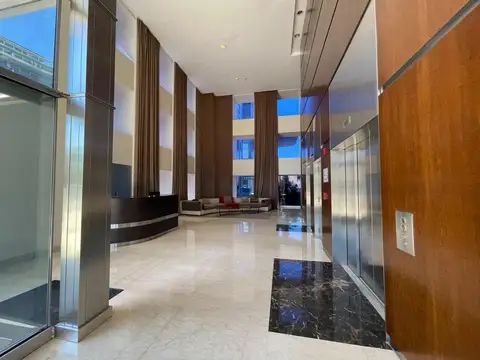 Departamento en Venta con 3 cocheras