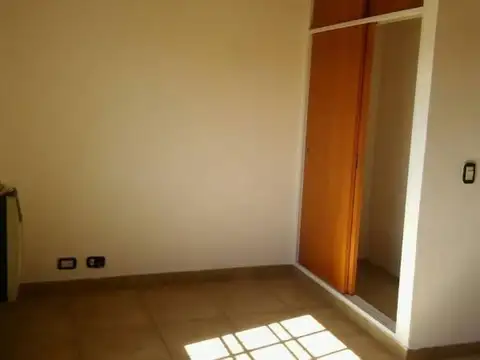 Casa en Venta en Jose Clemente Paz, USD 66.000