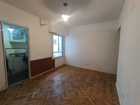 VENTA DEPARTAMENTO 2 AMB PARQUE CENTENARIO  CABA