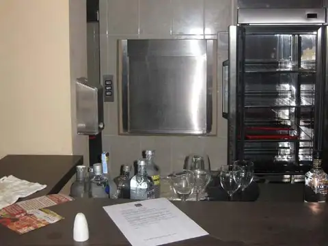 Local en Alquiler en Acassuso Vias  /  Libertador, USD 7.900