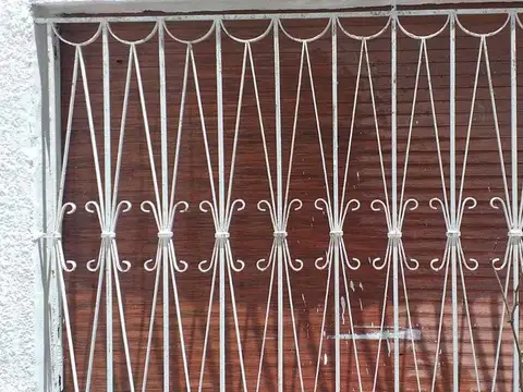 Peñaloza e/ Roffo y Segurola