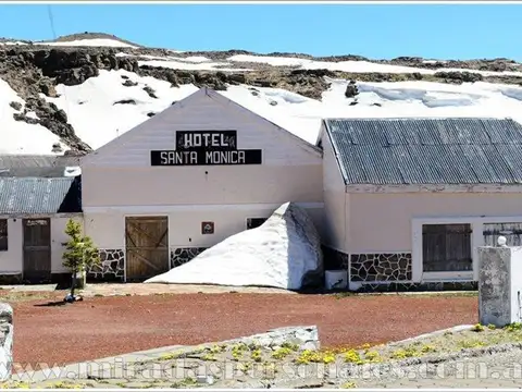 Hotel en Venta en Área Centro Sur, USD 1.800.000