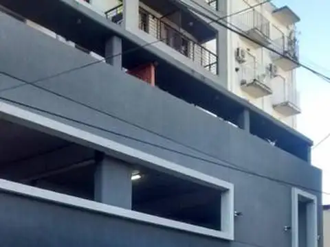 venta  cochera cubierta  centro  caseros