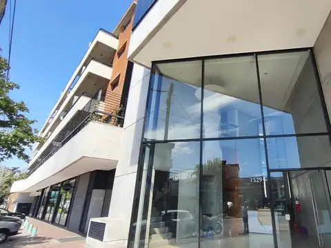 VENTA DEPARTAMENTO TRES AMBIENTES CON DOS COCHERAS A ESTRENAR