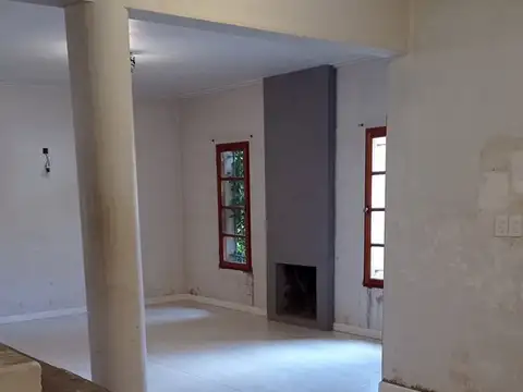 Casa 7 ambientes con 4 baños