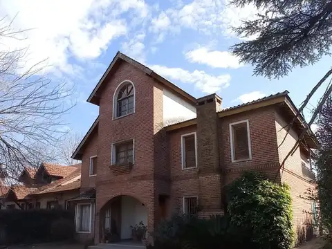 Casa  en Venta en Ituzaingó, G.B.A. Zona Oeste, Argentina