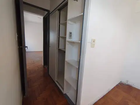 Departamento en Alquiler en Villa del Parque, $ 570.000