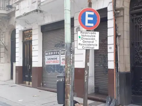 Local en Venta en San Nicolás, USD 550.000